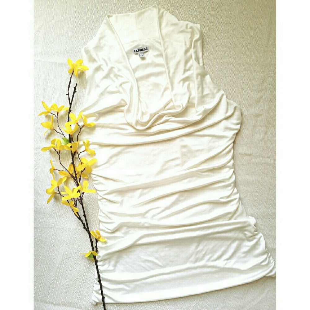 EXPRESS Drape front top Size L